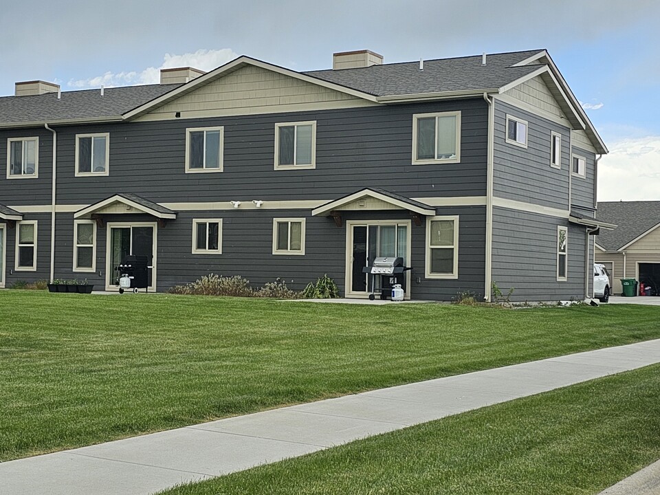 1188 Forest Glen Dr in Bozeman, MT - Building Photo