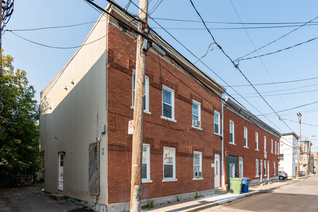 602 Napoléon Rue in Québec, QC - Building Photo