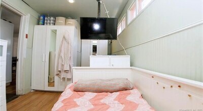 740 Quinnipiac Ave, Unit 1 in New Haven, CT - Building Photo - Building Photo