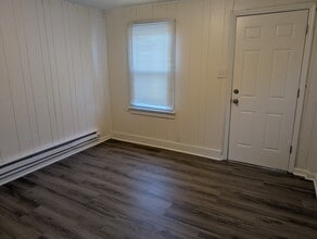 204 Wesley St in Salem, NJ - Building Photo - Building Photo