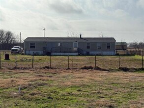 4696 Co Rd 2714 in Caddo Mills, TX - Building Photo - Building Photo