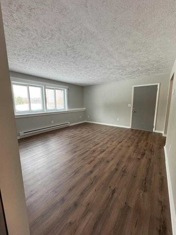 1900 Apartment Dr in Traverse City, MI - Building Photo - Building Photo