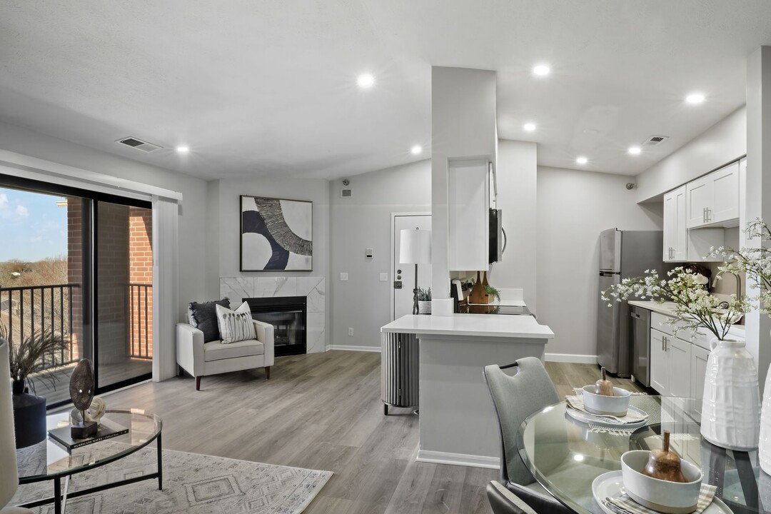 Oak Brook Park Apartments in Omaha, NE - Building Photo