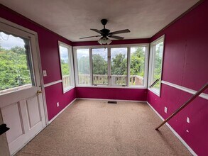 509 Scenic Park Dr in Creve Coeur, IL - Building Photo - Building Photo