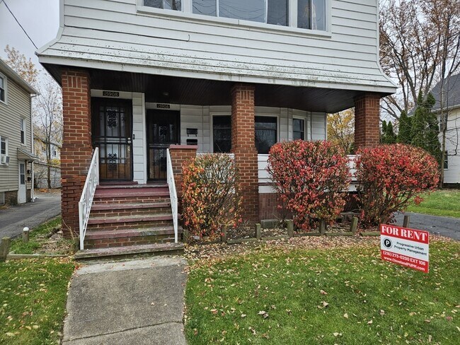 15906 Corsica Ave in Cleveland, OH - Building Photo - Building Photo