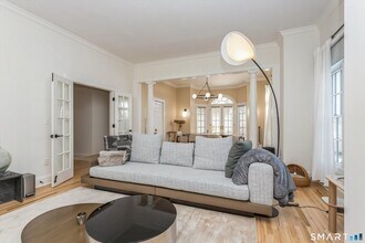 48 Spring St in Greenwich, CT - Building Photo - Building Photo