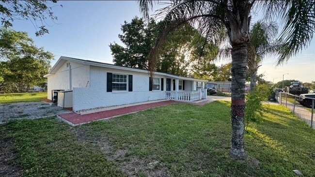 8150 Sun Vista Way in Orlando, FL - Building Photo - Building Photo