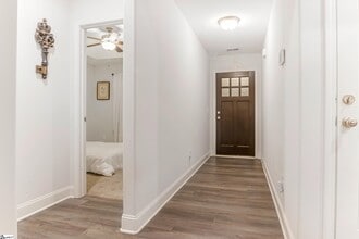 720 Corley Way in Greer, SC - Building Photo - Building Photo