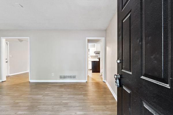 5786 Deerfield Trail in College Park, GA - Building Photo - Building Photo