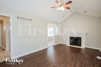 8033 N Everton Ave in Kansas City, MO - Building Photo - Building Photo