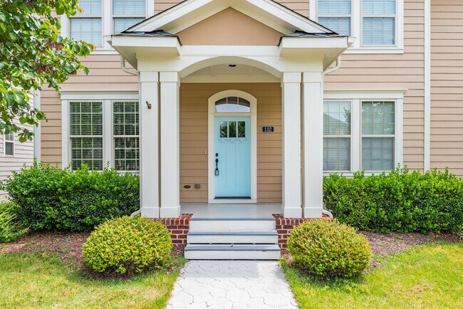 112 Harlow Bnd in Chapel Hill, NC - Building Photo - Building Photo