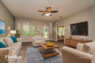 24144 Plymouth Hollow Cir in Sorrento, FL - Foto de edificio - Building Photo