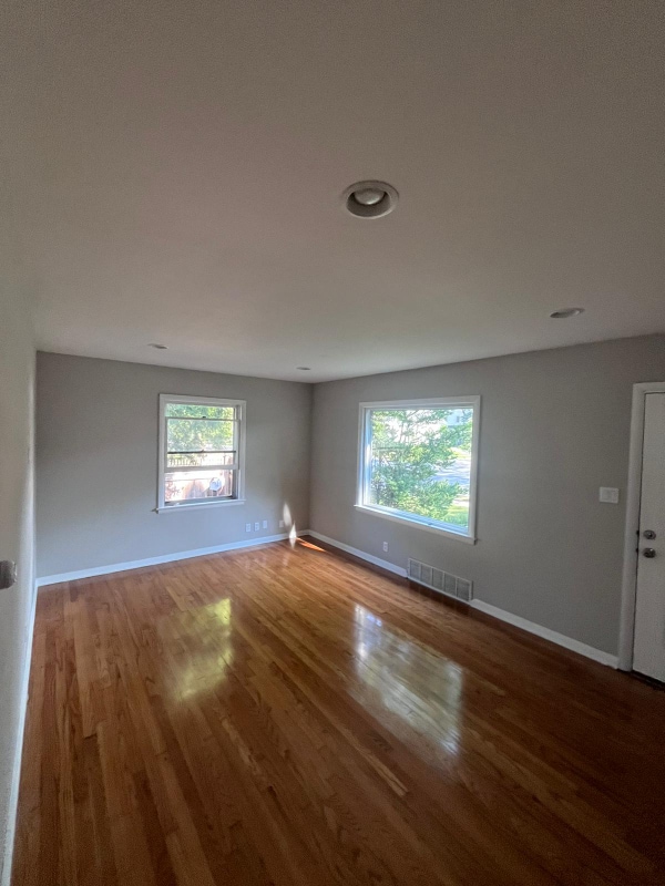 property at 612 E Linus St