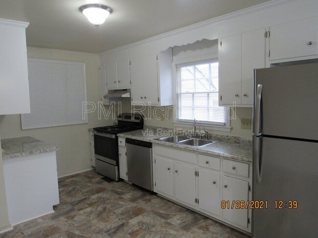 2107 S Twilight Ln in Richmond, VA - Building Photo - Building Photo