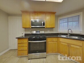 4401 Montara Dr in Antioch, CA - Foto de edificio - Building Photo