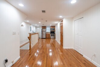 150 19th St in Union City, NJ - Building Photo - Building Photo