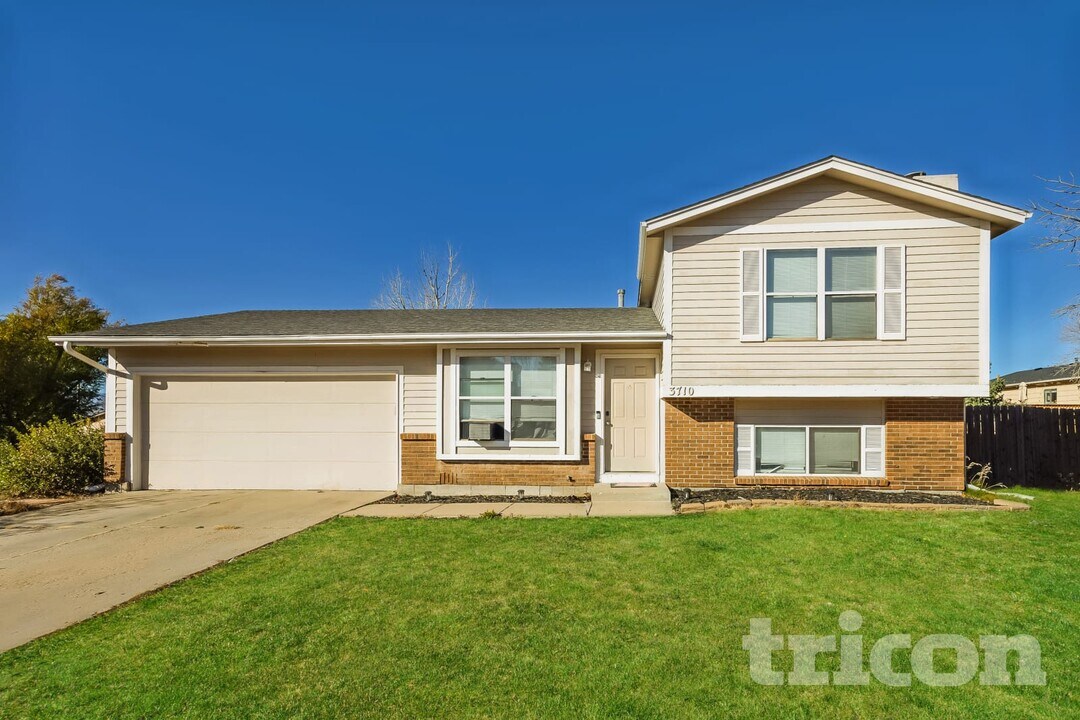 3710 Brisbane Dr in Colorado Springs, CO - Building Photo