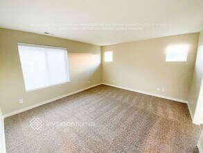 9084 Aster St SE in Tumwater, WA - Foto de edificio - Building Photo