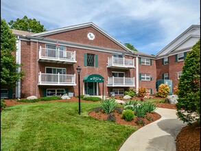 Belmont West in Brockton, MA - Foto de edificio - Building Photo