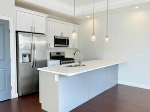 1337 N Franklin St, Unit 1 in Philadelphia, PA - Building Photo - Building Photo