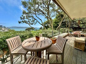 122 Edwards Ave in Sausalito, CA - Building Photo