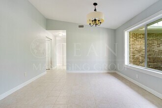 6 St Johns Pl in Ormond Beach, FL - Building Photo - Building Photo