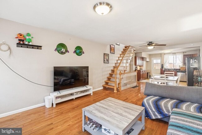 1513 S Iseminger St in Philadelphia, PA - Building Photo - Building Photo