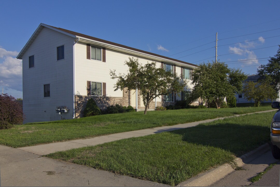 2018-2024 Green Valley Dr in Janesville, WI - Foto de edificio