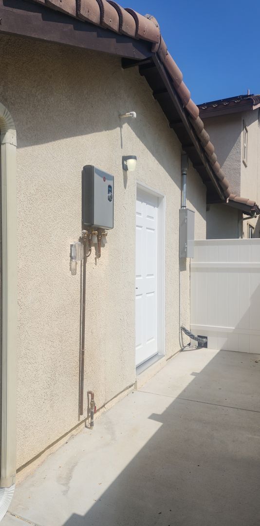 1011 Cesar Chavez Dr in Oxnard, CA - Building Photo - Building Photo