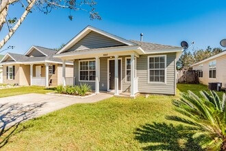 3047 Flintlock Dr in Pensacola, FL - Building Photo - Building Photo