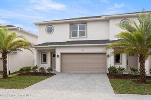 197 Dayton Blvd in Melbourne Village, FL - Building Photo