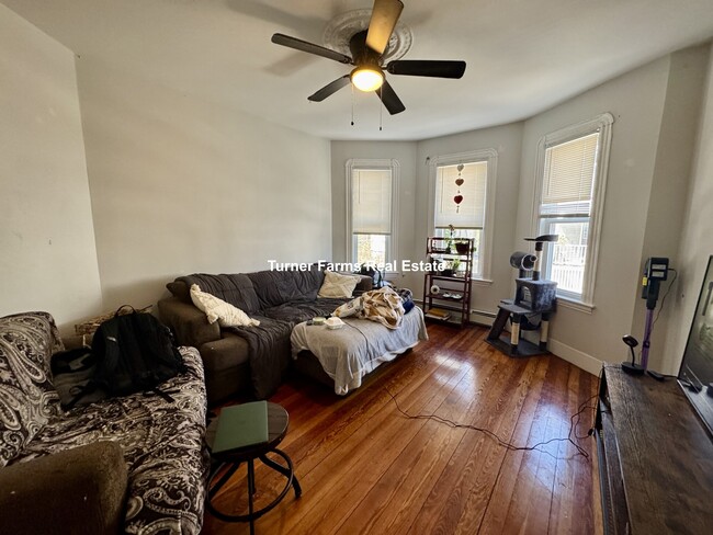 3 Carson St, Unit 1