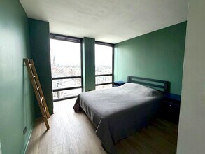 1660 N La Salle Dr, Unit 810 in Chicago, IL - Building Photo - Building Photo