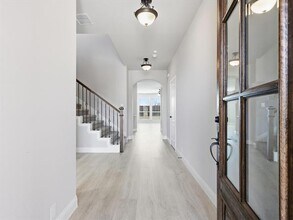 624 Pawprint Holw in Godley, TX - Building Photo - Building Photo