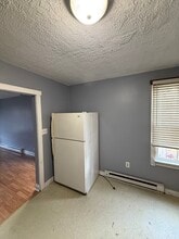 9 E Middle St, Unit 1 in Hanover, PA - Foto de edificio - Building Photo