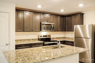 34 Raemond Ln in Palm Coast, FL - Building Photo - Building Photo