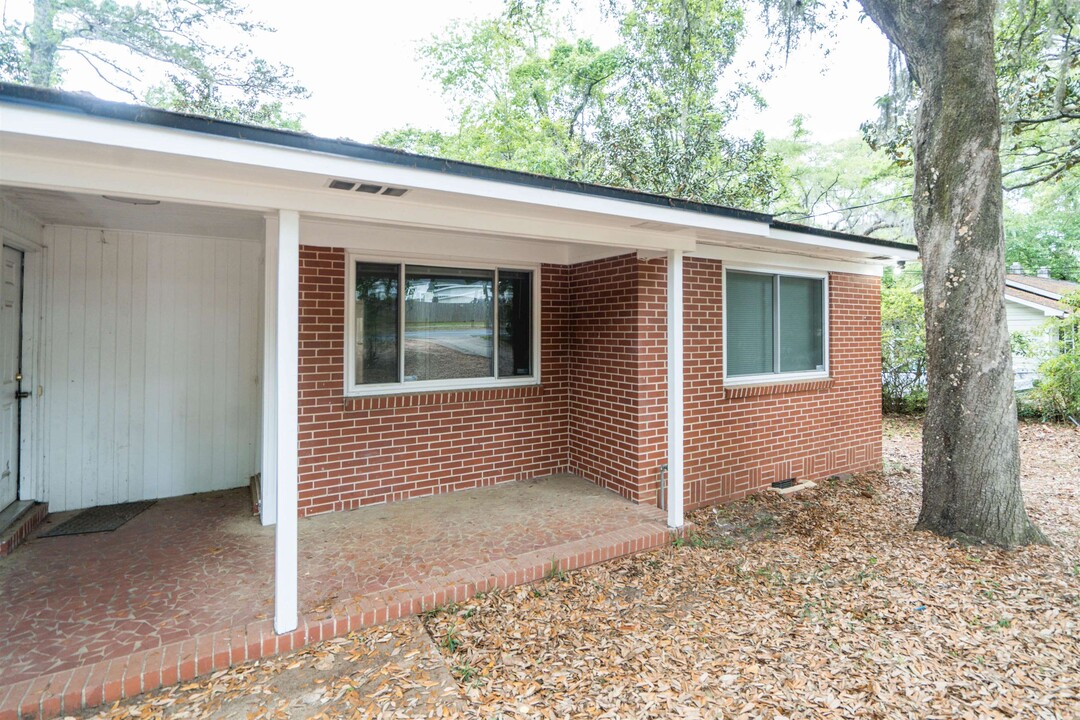 1814 S Meridian St in Tallahassee, FL - Foto de edificio