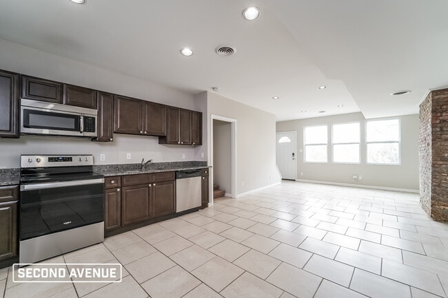 1800 St Patrick St in Pittsburgh, PA - Building Photo - Building Photo