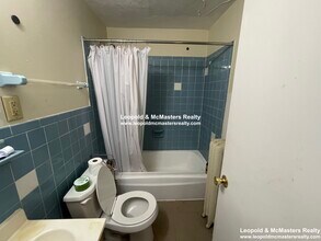 115 Commonwealth Ave, Unit 2 in Boston, MA - Foto de edificio - Building Photo