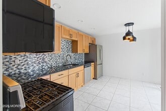 44 Kingfisher Ct in Marlboro, NJ - Building Photo - Building Photo