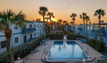 350 Fillmore Ave, Unit #F1 in Cape Canaveral, FL - Building Photo - Building Photo