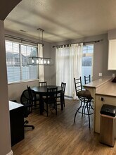 968 Chelsea Ln in North Salt Lake, UT - Building Photo - Building Photo