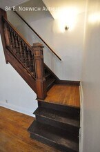 84 E Norwich Ave in Columbus, OH - Building Photo - Building Photo