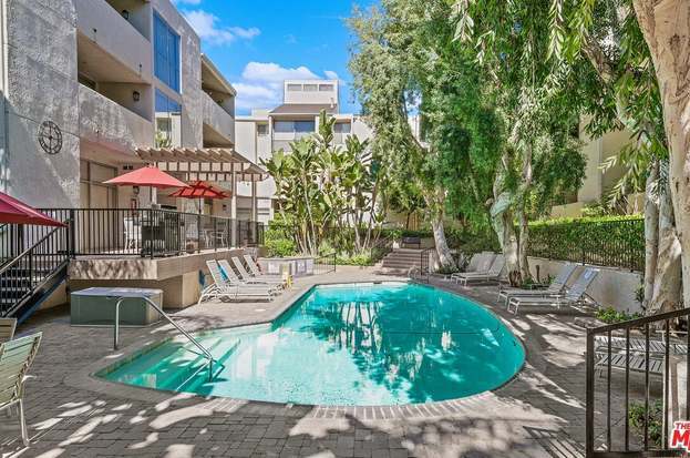 property at 5325 Newcastle Ave