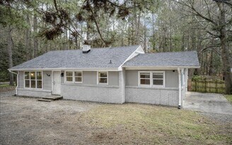 1734 Legion Rd, Unit A in Chapel Hill, NC - Building Photo
