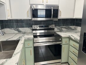 3939 E Allin St, Unit 106 in Long Beach, CA - Building Photo - Building Photo