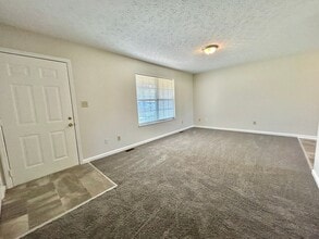 6919 Wright Rd in Knoxville, TN - Building Photo - Building Photo