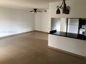 5825 W 25th Ct in Hialeah, FL - Building Photo