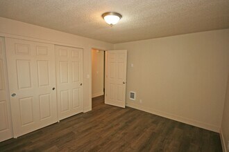 4252 NE Beaumead St in Hillsboro, OR - Building Photo - Building Photo