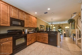 8091 Bibiana Way in Ft. Myers, FL - Foto de edificio - Building Photo